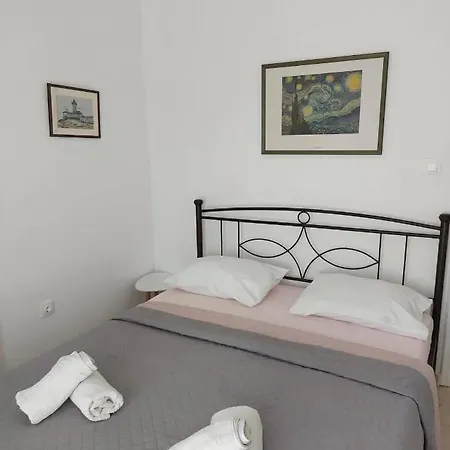 아파트 Androshouses - Agios Petros *